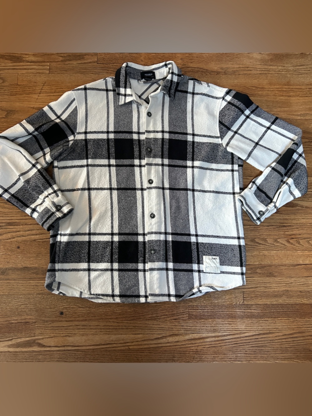 Pull&Bear Black and White Plaid Button-Down Shirt